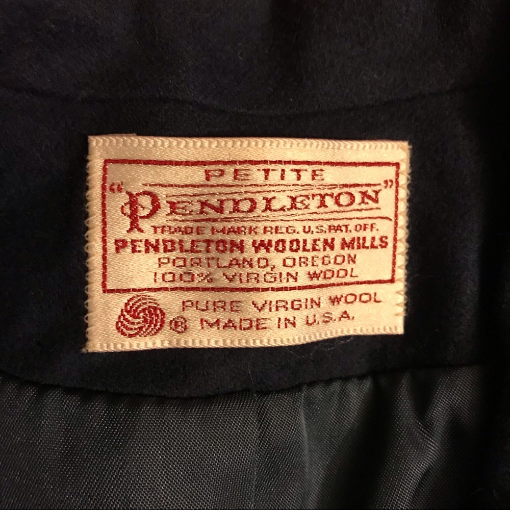 Pendleton Navy Wool Gold Button Blazer, Euc, 0/2 - image 4